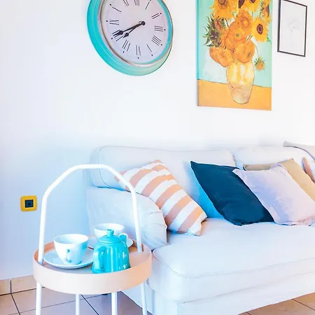 For Two 200m From The Apartment Pula