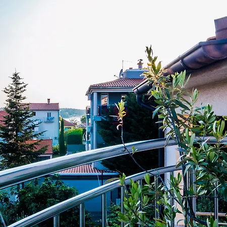 Apartamento For Two 200m From The