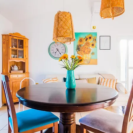 For Two 200m From The Apartament