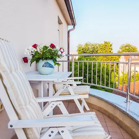 For Two 200m From The Appartement *